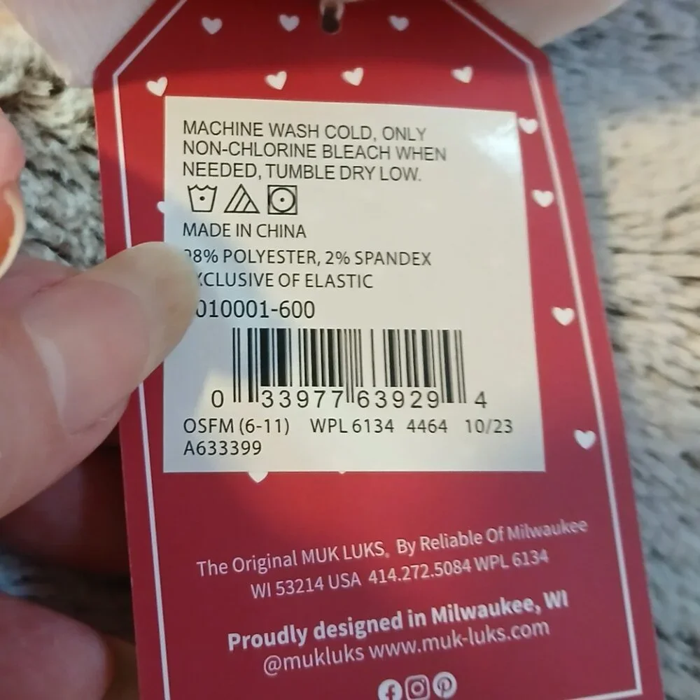 Muk Luks new tags